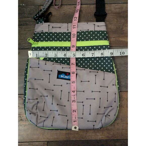 KAVU Green & Gray Arrow Polka Dot Crossbody Bag - Picture 4 of 5